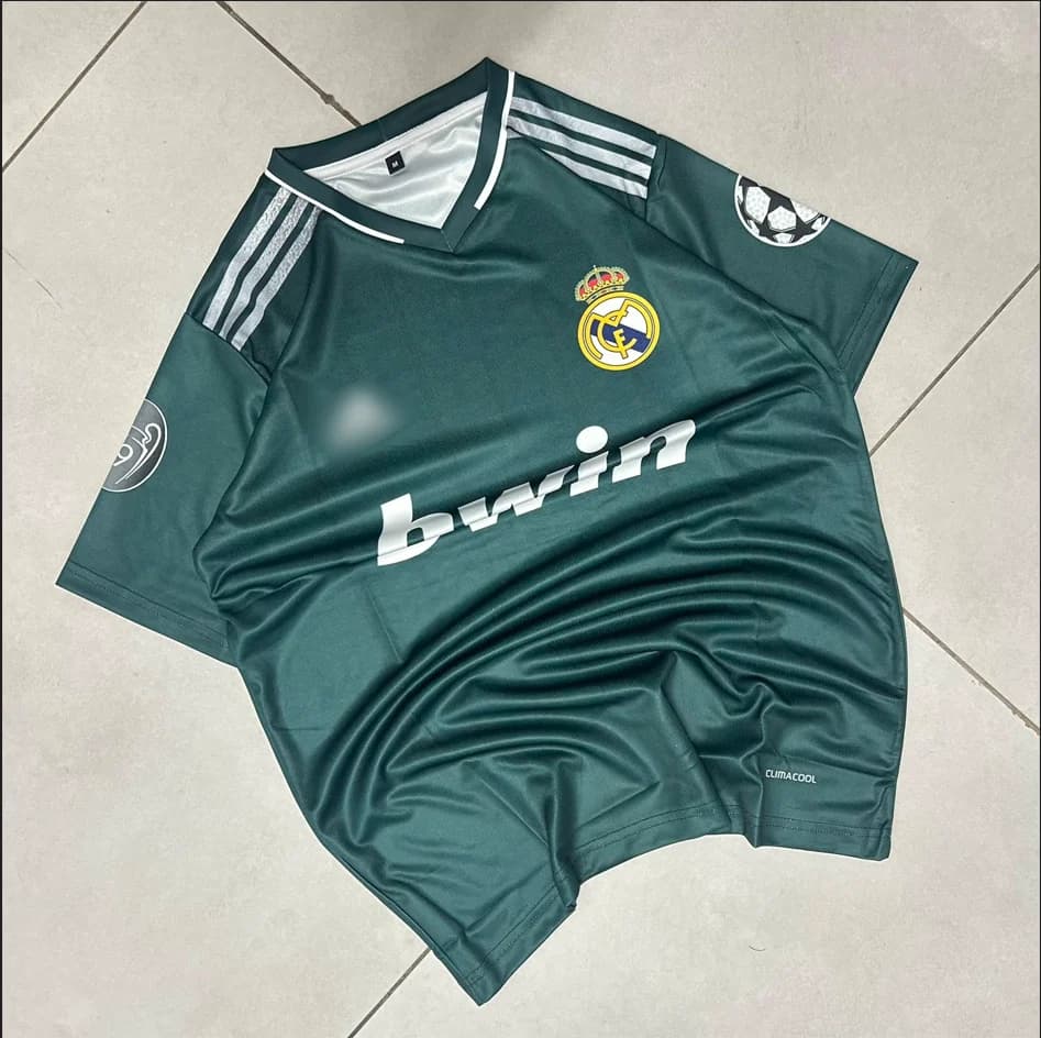 Real Madrid 2012-13 Third Özil